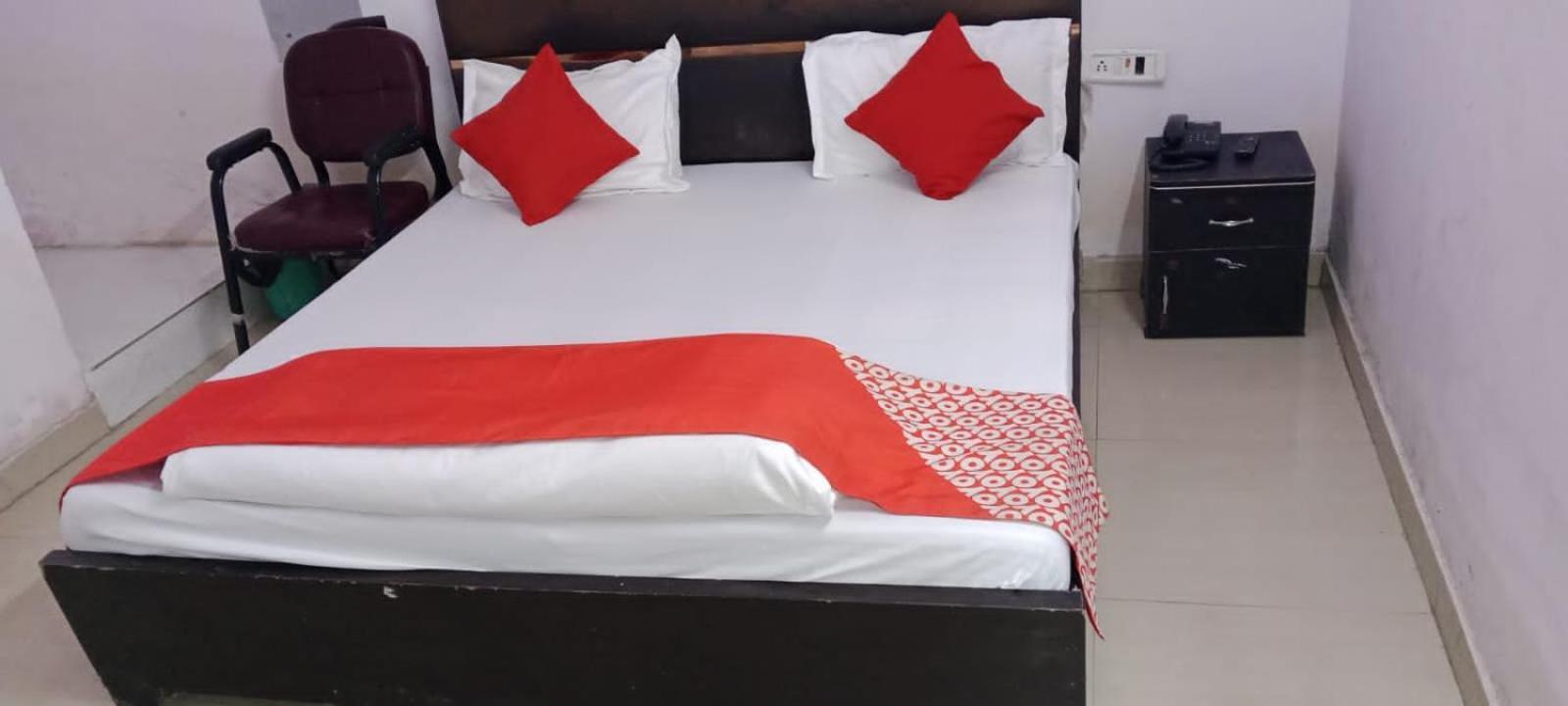 New Signature Village New Delhi Buitenkant foto