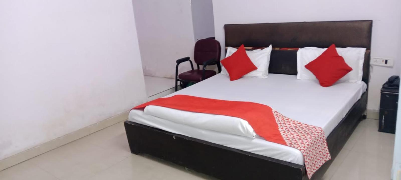 New Signature Village New Delhi Buitenkant foto